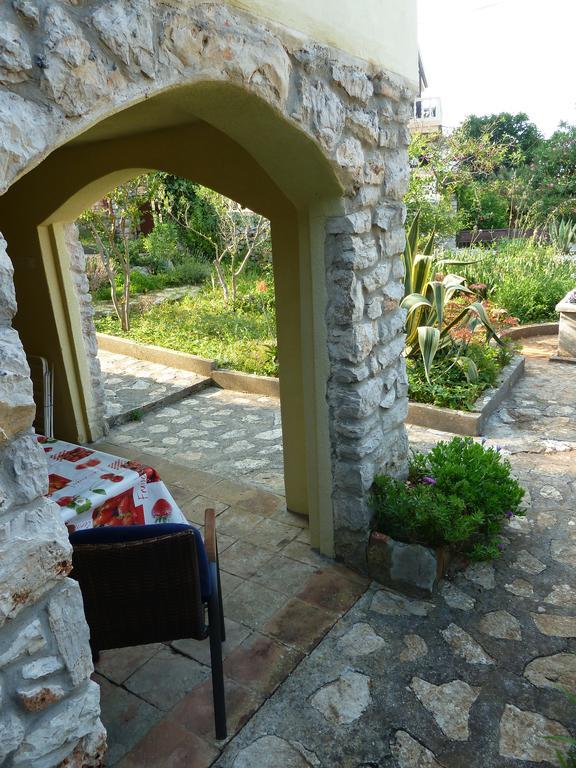 Apartment Nada Veli Losinj Bagian luar foto