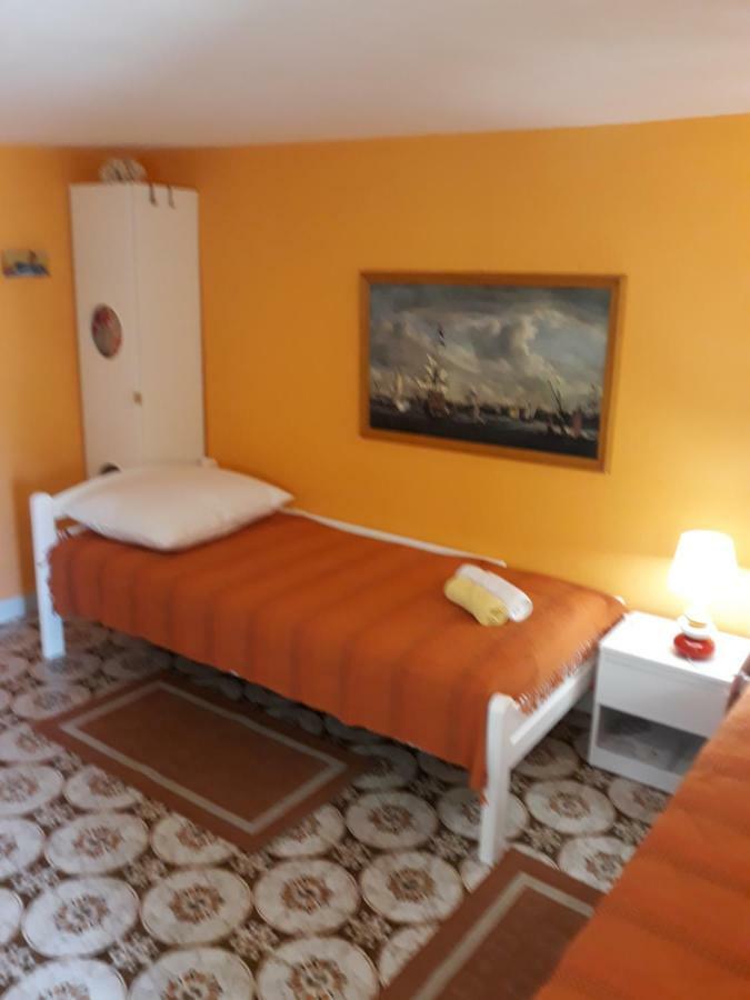 Apartment Nada Veli Losinj Bagian luar foto