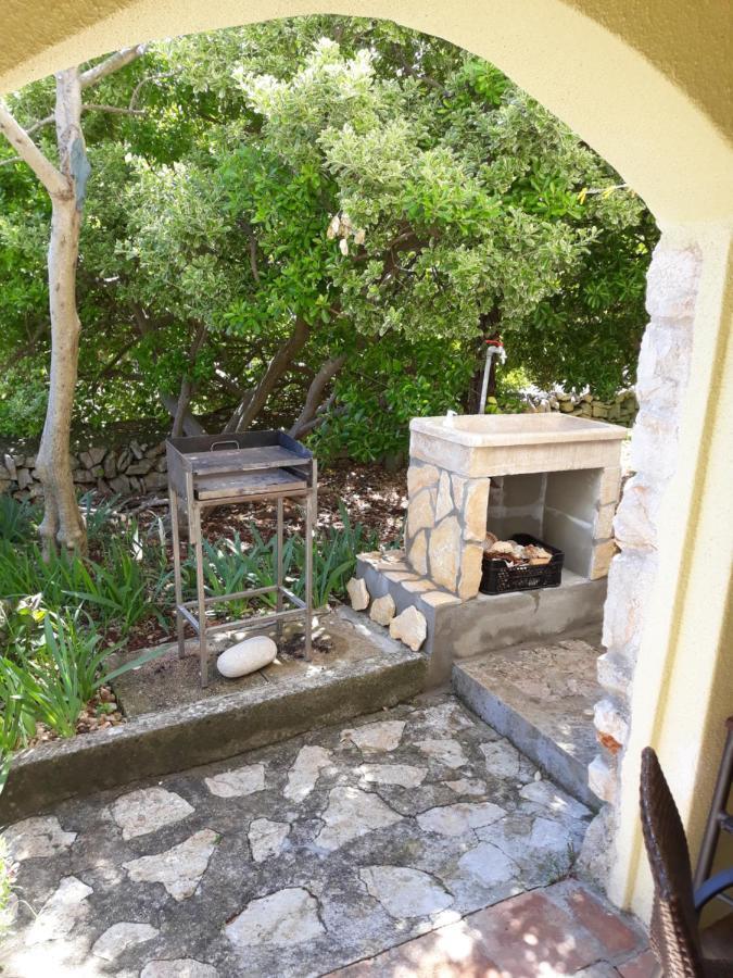 Apartment Nada Veli Losinj Bagian luar foto