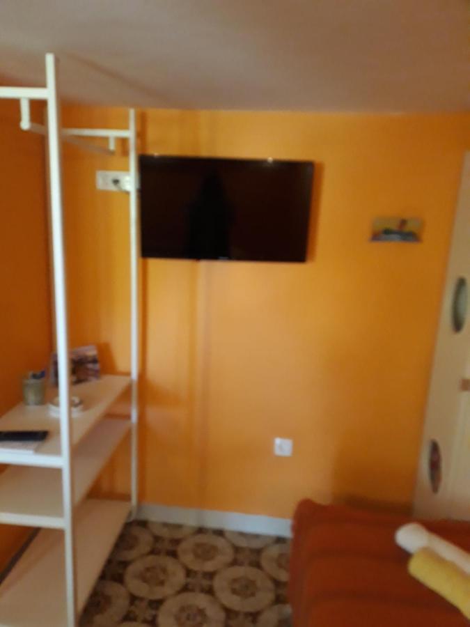 Apartment Nada Veli Losinj Bagian luar foto